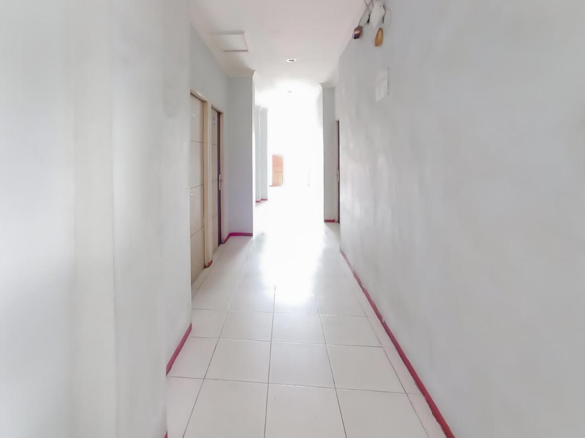 Reddoorz Syariah Near Q-Mall Banjarbaru Martapura (South Kalimantan) Exterior foto